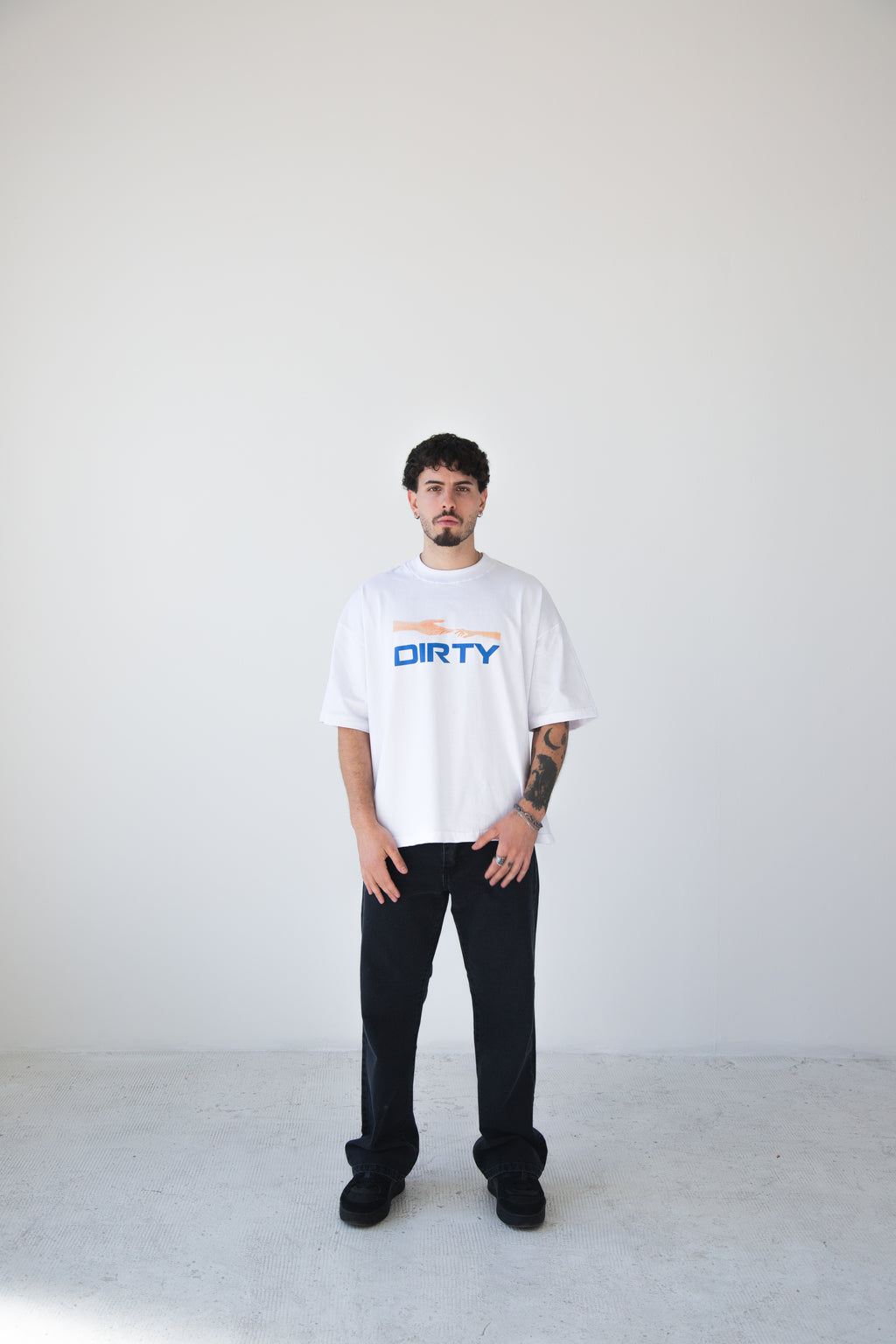 REMERA CONNECTING PEOPLE